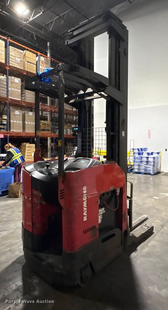 image for item EM6158 Raymond 750 - R45TT forklift