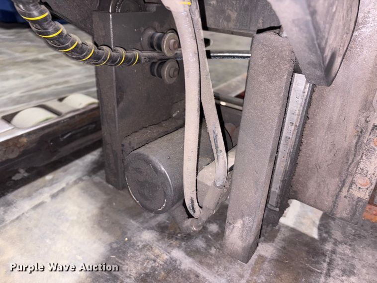 image for item EM6158 Raymond 750 - R45TT forklift