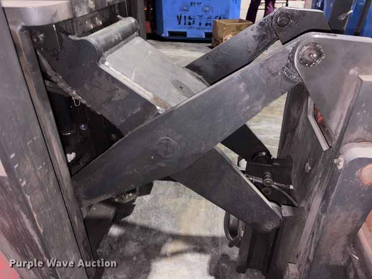 image for item EM6158 Raymond 750 - R45TT forklift