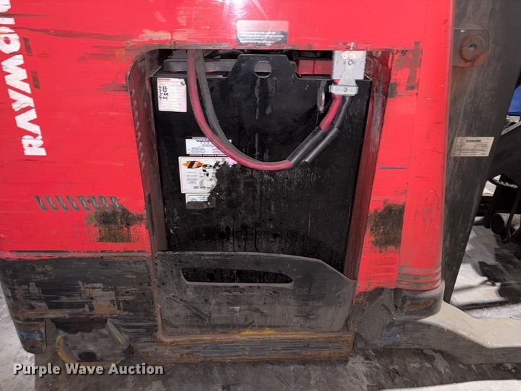 image for item EM6158 Raymond 750 - R45TT forklift