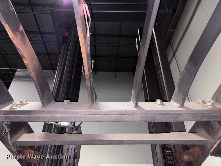 image for item EM6158 Raymond 750 - R45TT forklift