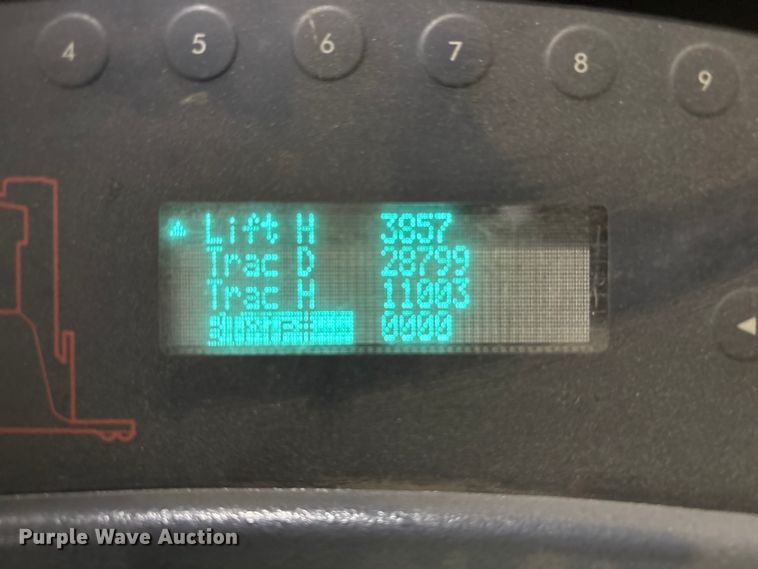 image for item EM6158 Raymond 750 - R45TT forklift