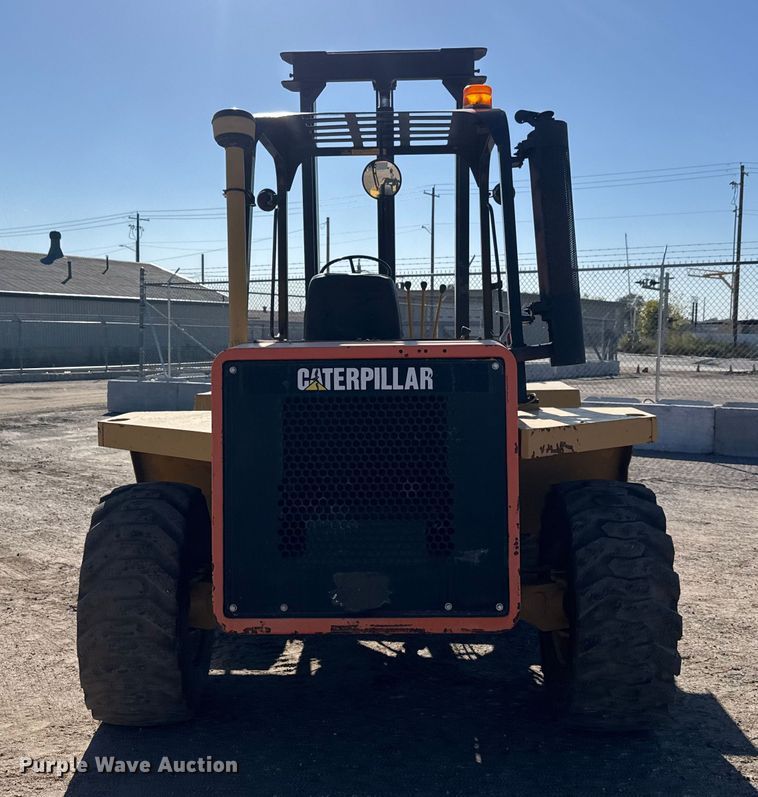 image for item EM8468 1991 Caterpillar R80 forklift