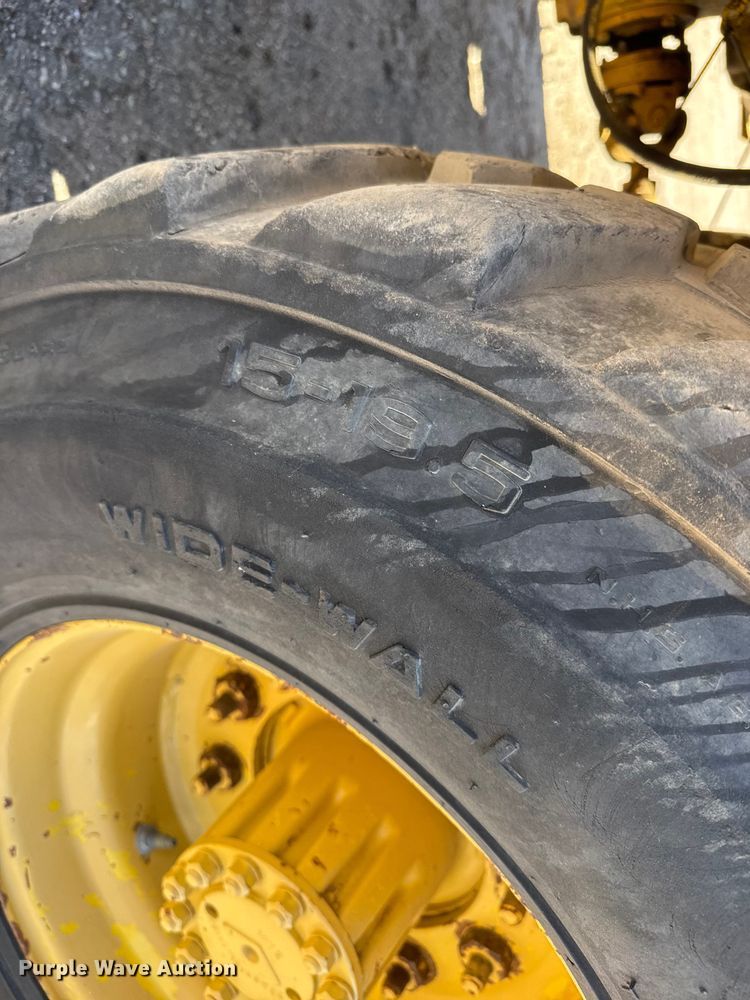 image for item EM8468 1991 Caterpillar R80 forklift