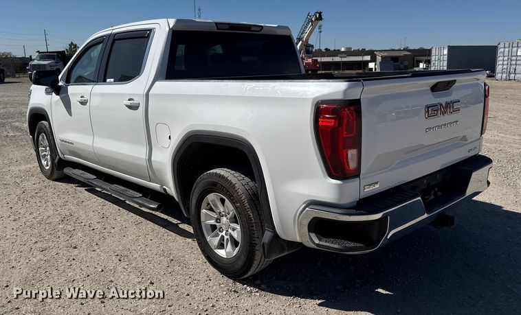 image for item EM8474 2020 GMC Sierra 1500 Crew Cab pickup truck