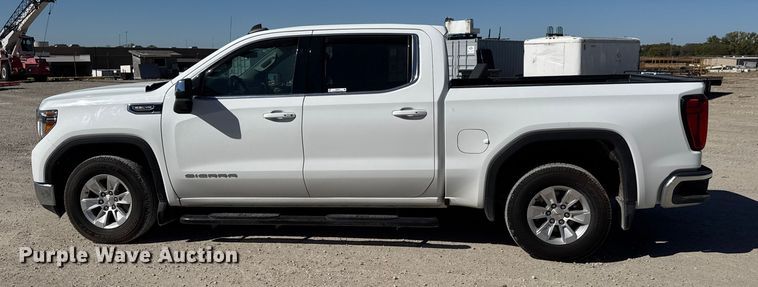 image for item EM8474 2020 GMC Sierra 1500 Crew Cab pickup truck