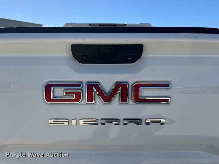 image for item EM8474 2020 GMC Sierra 1500 Crew Cab pickup truck