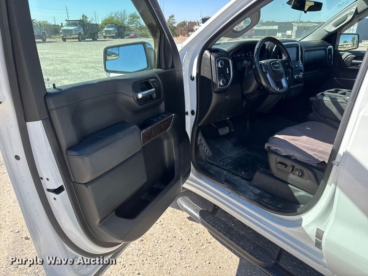 image for item EM8474 2020 GMC Sierra 1500 Crew Cab pickup truck