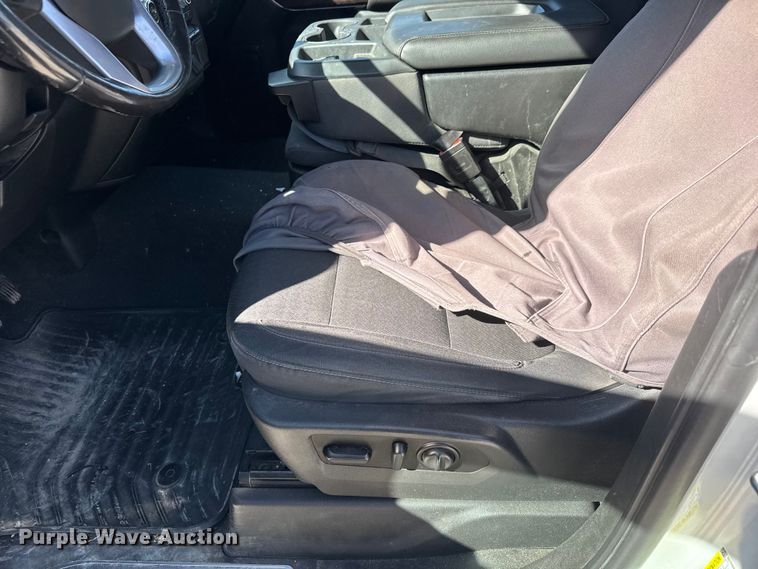 image for item EM8474 2020 GMC Sierra 1500 Crew Cab pickup truck