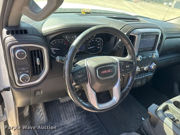 image for item EM8474 2020 GMC Sierra 1500 Crew Cab pickup truck