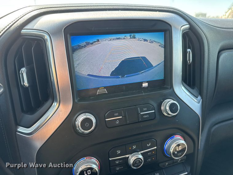 image for item EM8474 2020 GMC Sierra 1500 Crew Cab pickup truck