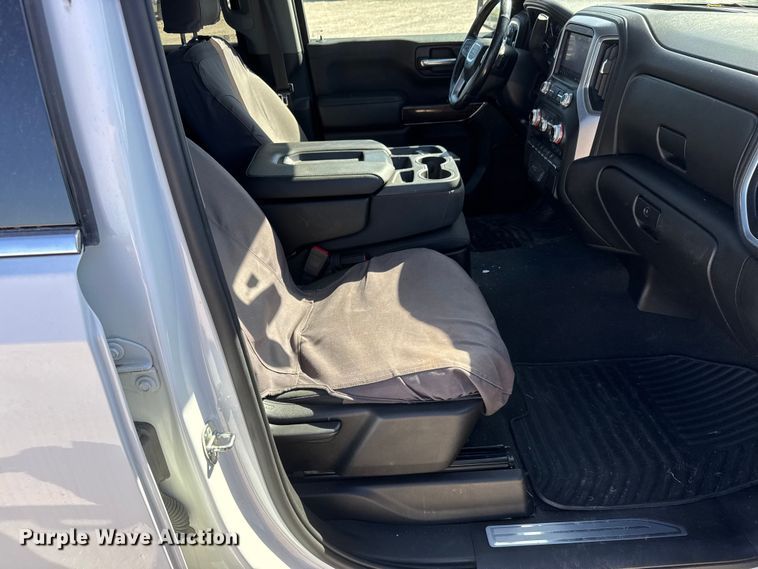 image for item EM8474 2020 GMC Sierra 1500 Crew Cab pickup truck