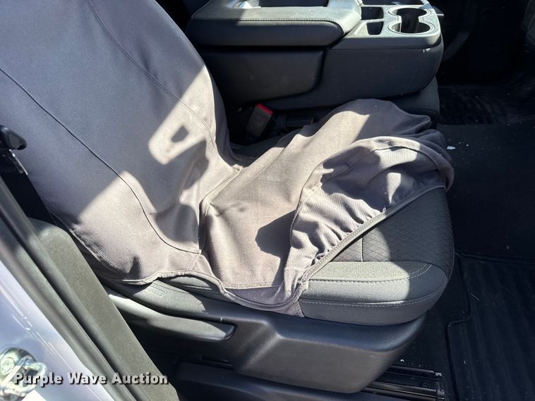 image for item EM8474 2020 GMC Sierra 1500 Crew Cab pickup truck