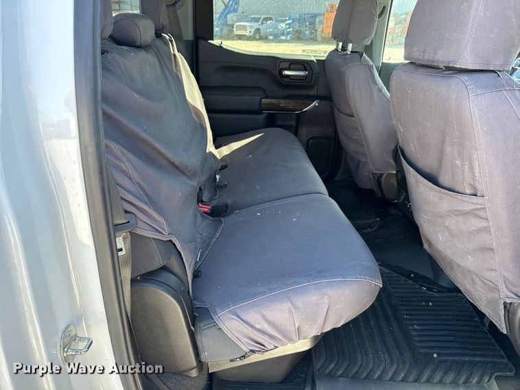 image for item EM8474 2020 GMC Sierra 1500 Crew Cab pickup truck