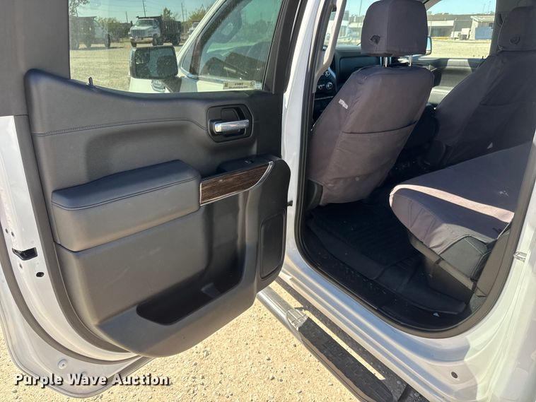 image for item EM8474 2020 GMC Sierra 1500 Crew Cab pickup truck