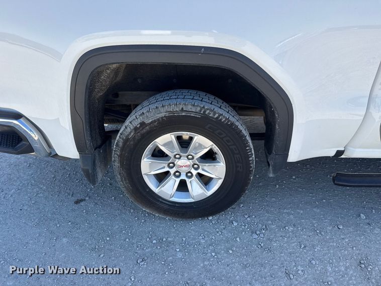 image for item EM8474 2020 GMC Sierra 1500 Crew Cab pickup truck