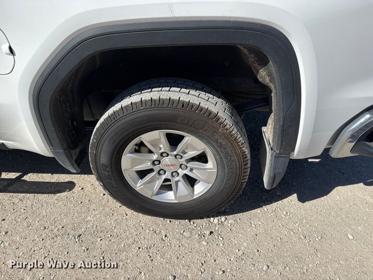 image for item EM8474 2020 GMC Sierra 1500 Crew Cab pickup truck