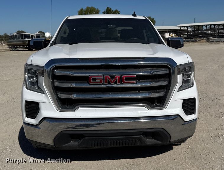 image for item EM8476 2020 GMC Sierra 1500 Crew Cab pickup truck