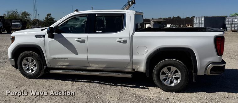 image for item EM8476 2020 GMC Sierra 1500 Crew Cab pickup truck