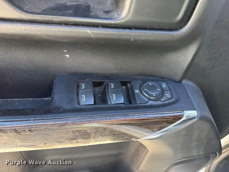 image for item EM8476 2020 GMC Sierra 1500 Crew Cab pickup truck