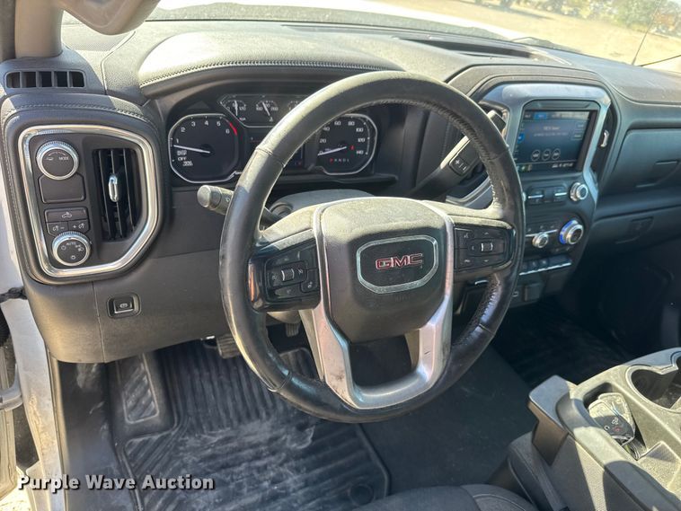 image for item EM8476 2020 GMC Sierra 1500 Crew Cab pickup truck