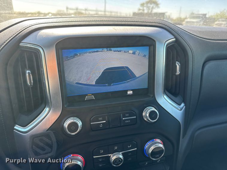 image for item EM8476 2020 GMC Sierra 1500 Crew Cab pickup truck