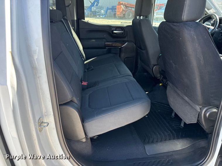 image for item EM8476 2020 GMC Sierra 1500 Crew Cab pickup truck