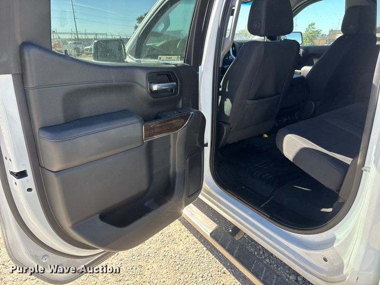 image for item EM8476 2020 GMC Sierra 1500 Crew Cab pickup truck