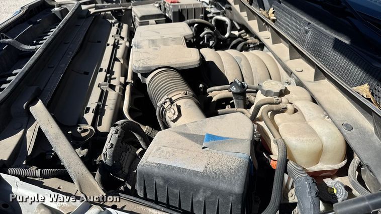 image for item EM8476 2020 GMC Sierra 1500 Crew Cab pickup truck