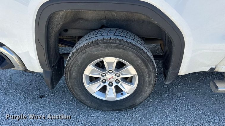 image for item EM8476 2020 GMC Sierra 1500 Crew Cab pickup truck