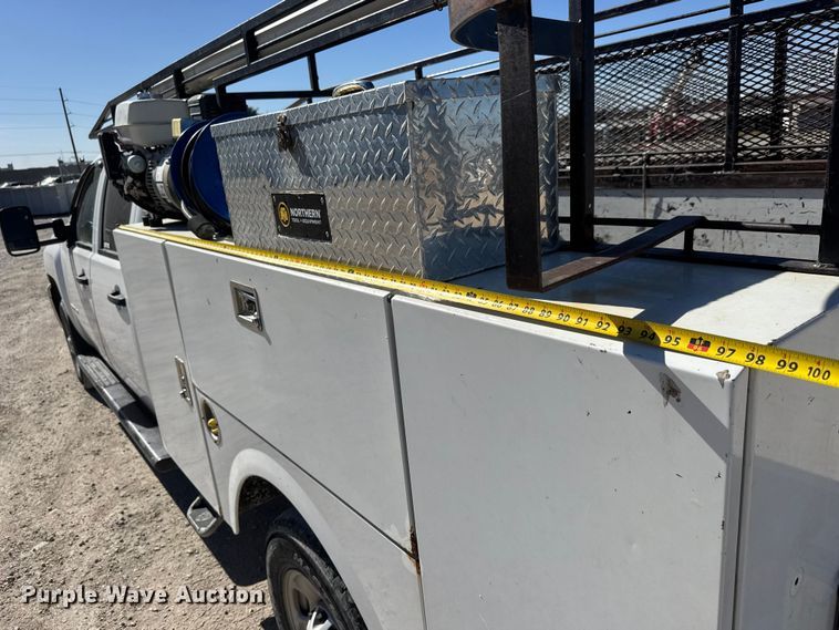 image for item EM8477 2014 Chevrolet Silverado 2500HD Crew Cab utility bed pickup truck