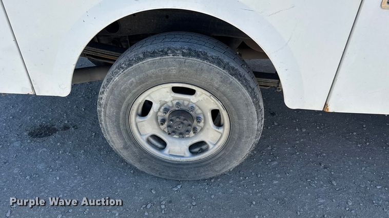 image for item EM8477 2014 Chevrolet Silverado 2500HD Crew Cab utility bed pickup truck