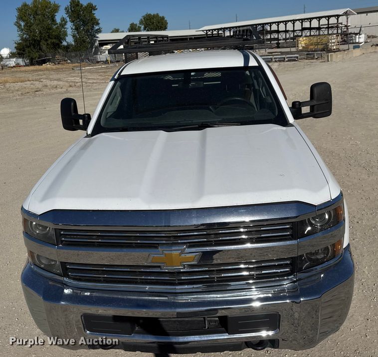 image for item EM8478 2015 Chevrolet Silverado 2500HD Double Cab utility bed pickup truck