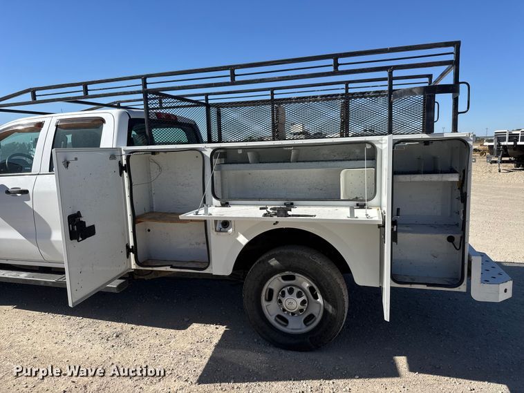 image for item EM8478 2015 Chevrolet Silverado 2500HD Double Cab utility bed pickup truck