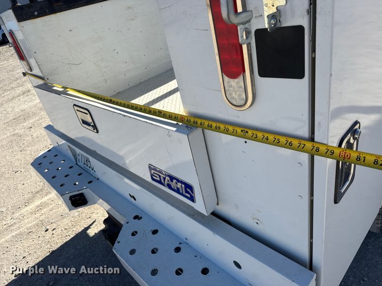 image for item EM8478 2015 Chevrolet Silverado 2500HD Double Cab utility bed pickup truck