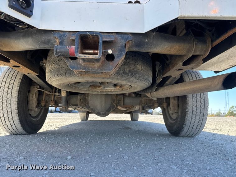 image for item EM8478 2015 Chevrolet Silverado 2500HD Double Cab utility bed pickup truck