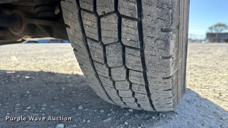 image for item EM8478 2015 Chevrolet Silverado 2500HD Double Cab utility bed pickup truck