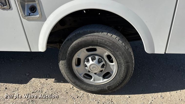 image for item EM8478 2015 Chevrolet Silverado 2500HD Double Cab utility bed pickup truck