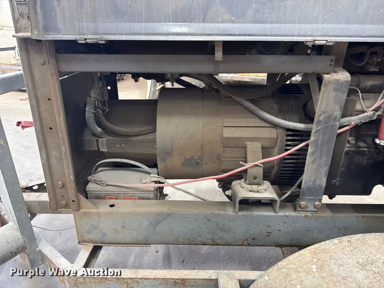 image for item EM8480 Lincoln Electric Shield-Arc SA-250 welder/generator