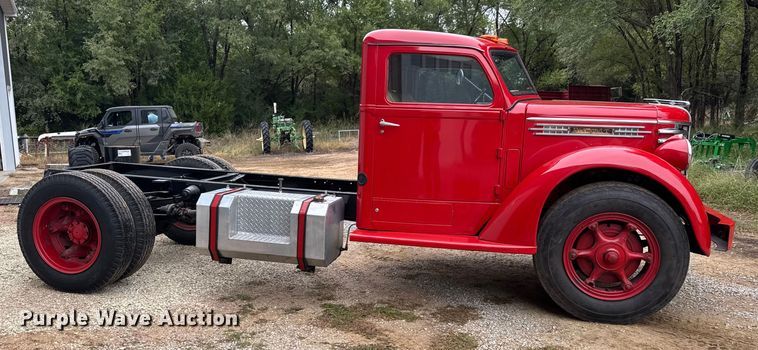 image for item EM8494 1938 Diamond T 306H truck cab and chassis