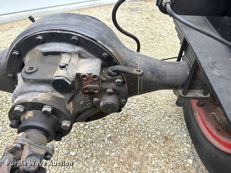 image for item EM8494 1938 Diamond T 306H truck cab and chassis