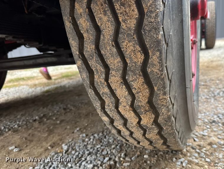 image for item EM8494 1938 Diamond T 306H truck cab and chassis