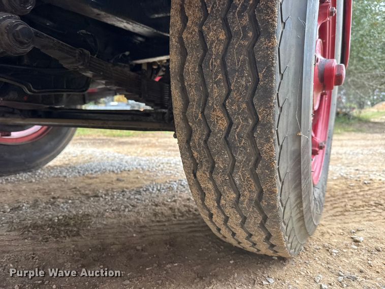 image for item EM8494 1938 Diamond T 306H truck cab and chassis