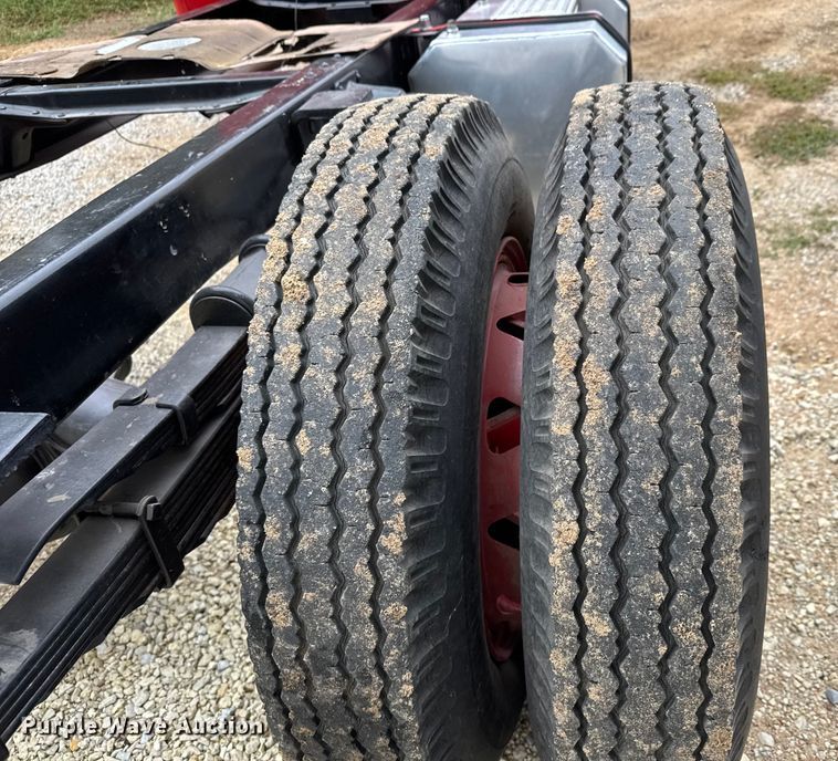 image for item EM8494 1938 Diamond T 306H truck cab and chassis