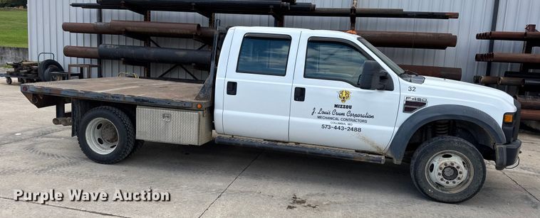 image for item EN0637 2008 Ford F450 Super Duty Crew Cab flatbed truck
