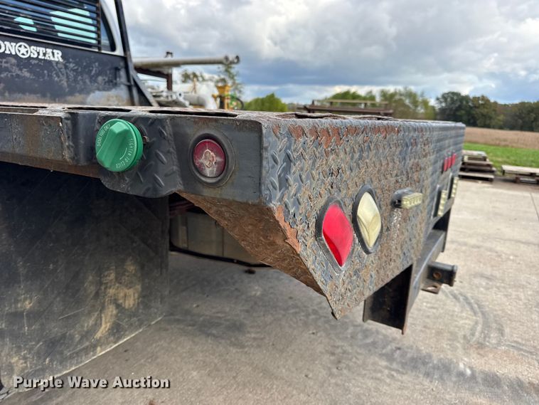 image for item EN0637 2008 Ford F450 Super Duty Crew Cab flatbed truck