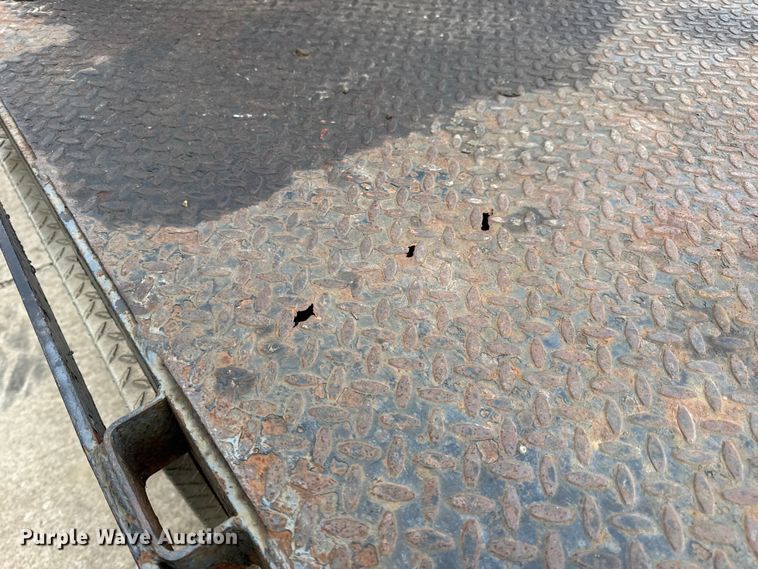 image for item EN0637 2008 Ford F450 Super Duty Crew Cab flatbed truck