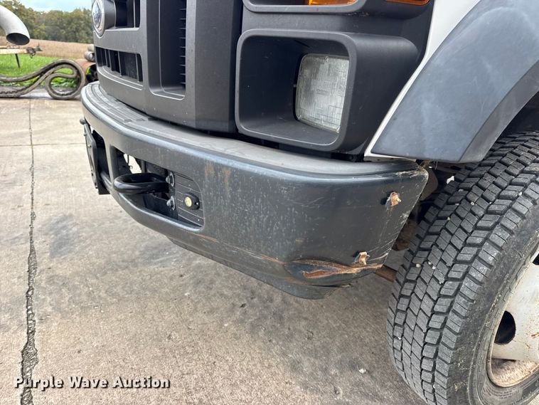 image for item EN0637 2008 Ford F450 Super Duty Crew Cab flatbed truck