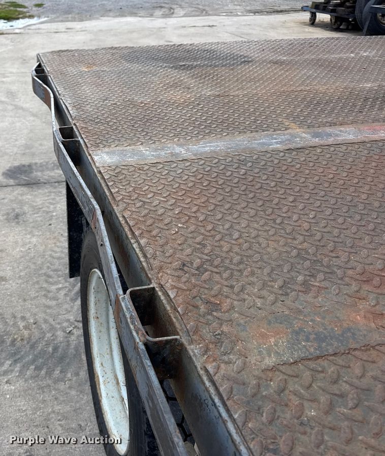 image for item EN0637 2008 Ford F450 Super Duty Crew Cab flatbed truck