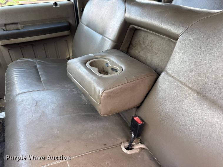 image for item EN0637 2008 Ford F450 Super Duty Crew Cab flatbed truck